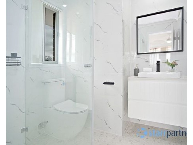 6 Duke Close, Green Valley NSW 2168