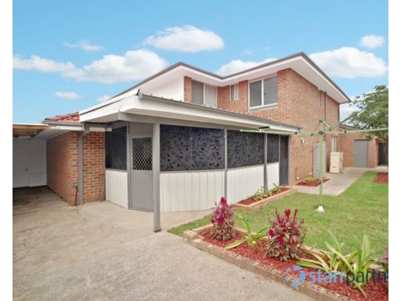 6 Duke Close, Green Valley NSW 2168