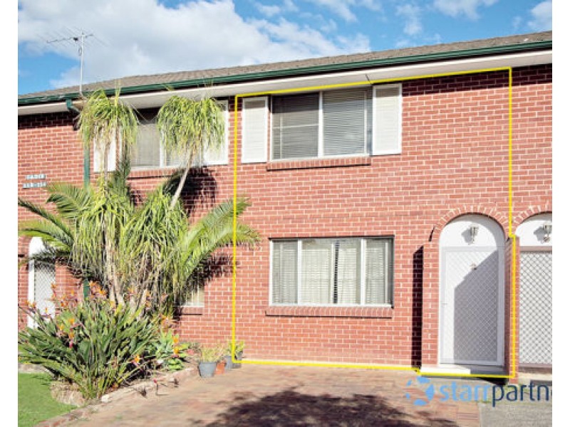 2 112 Wattle Ave, Carramar NSW 2163