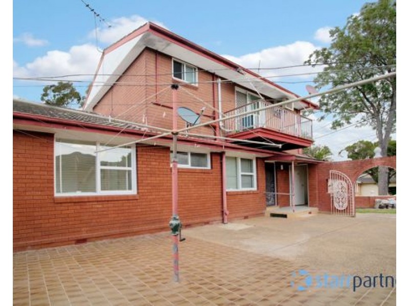 3 Lynesta Ave, Fairfield West NSW 2165