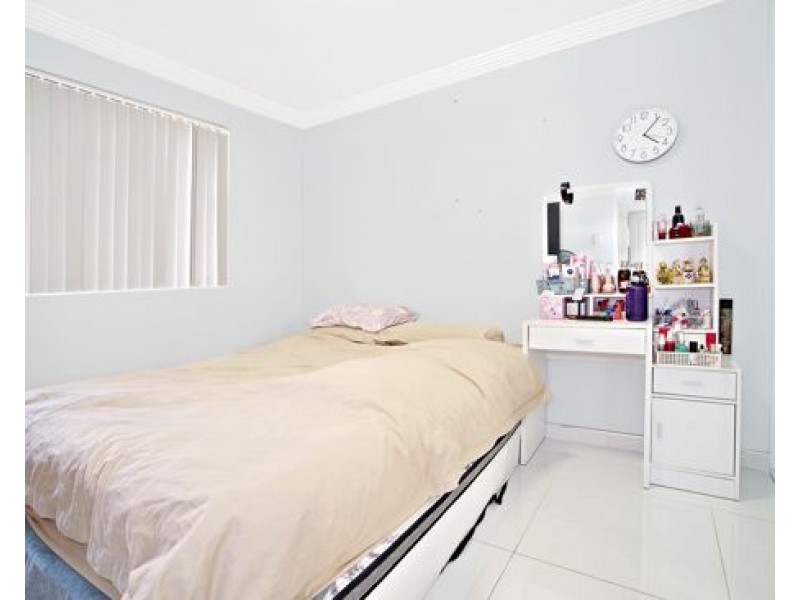5/4 Cambridge Ave, Bankstown NSW 2200