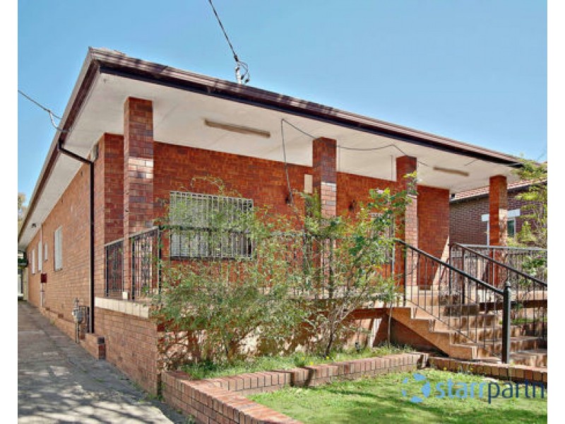 72 Cairds Ave, Bankstown NSW 2200