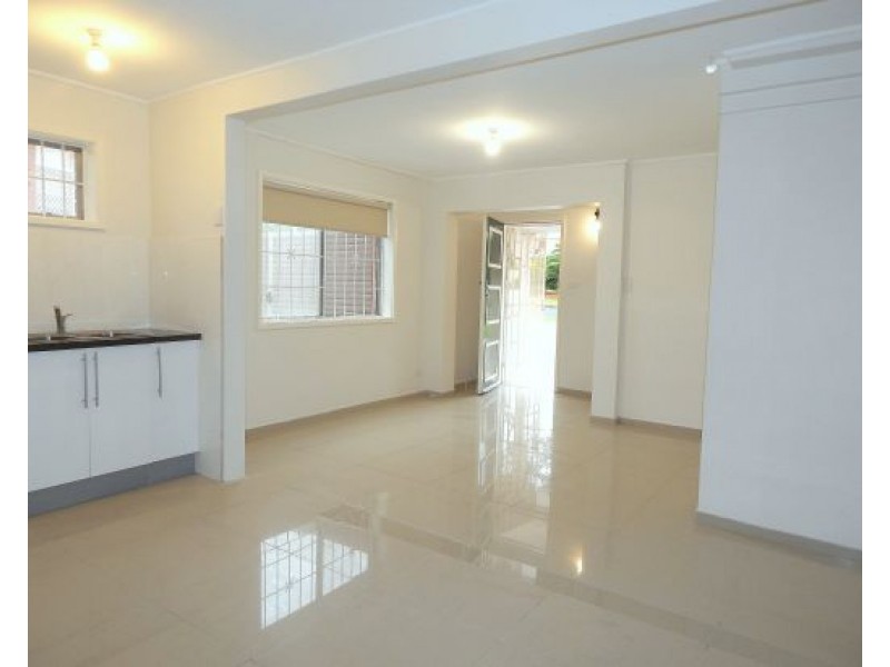 10 Pobje Ave, Birrong NSW 2143