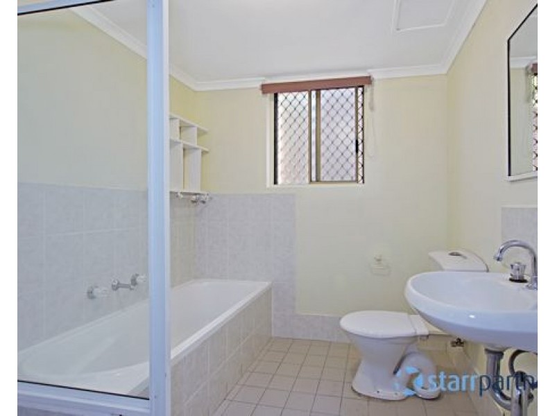 3/6 Myrtle Road, Bankstown NSW 2200