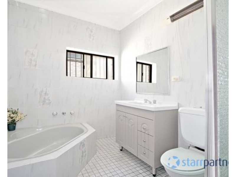 72 Cairds Ave, Bankstown NSW 2200