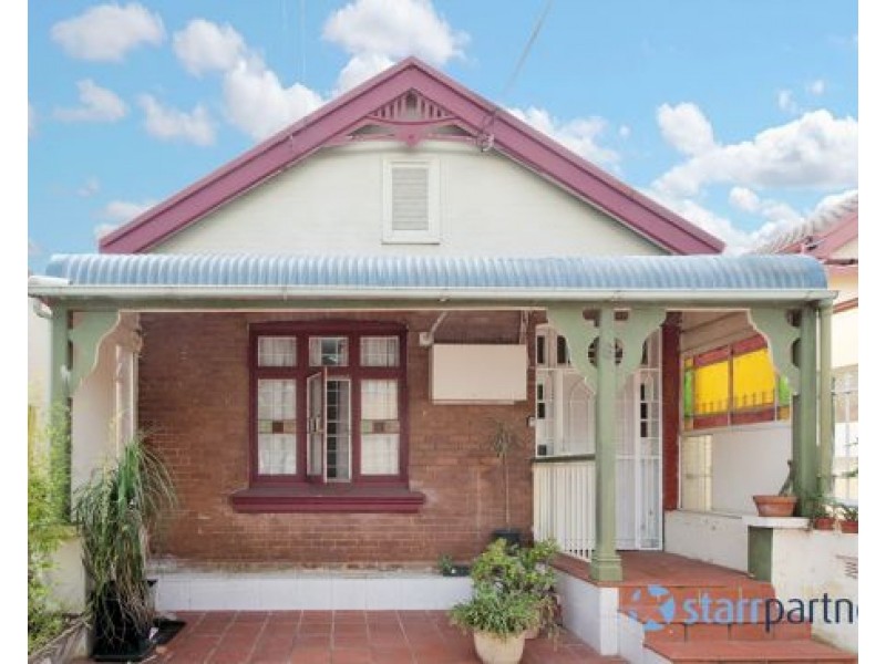 6 Grove St, Marrickville NSW 2204
