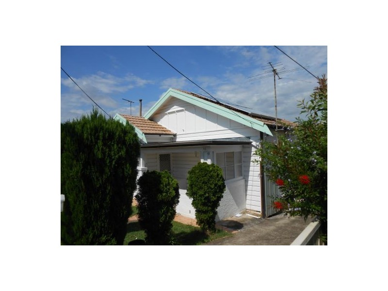 42 Woodbine Street, Yagoona NSW 2199