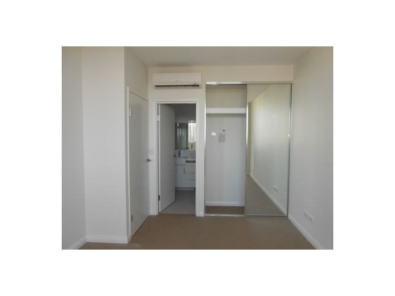 2205 118 Church St, Parramatta NSW 2150