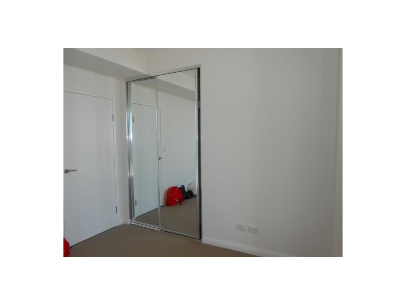 2205 118 Church St, Parramatta NSW 2150