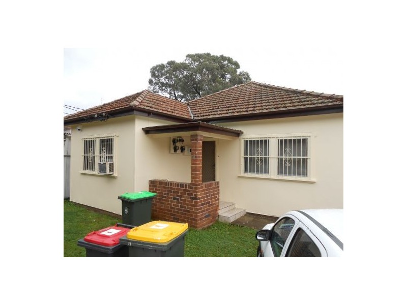 5 Urunga Parade, Wiley Park NSW 2195