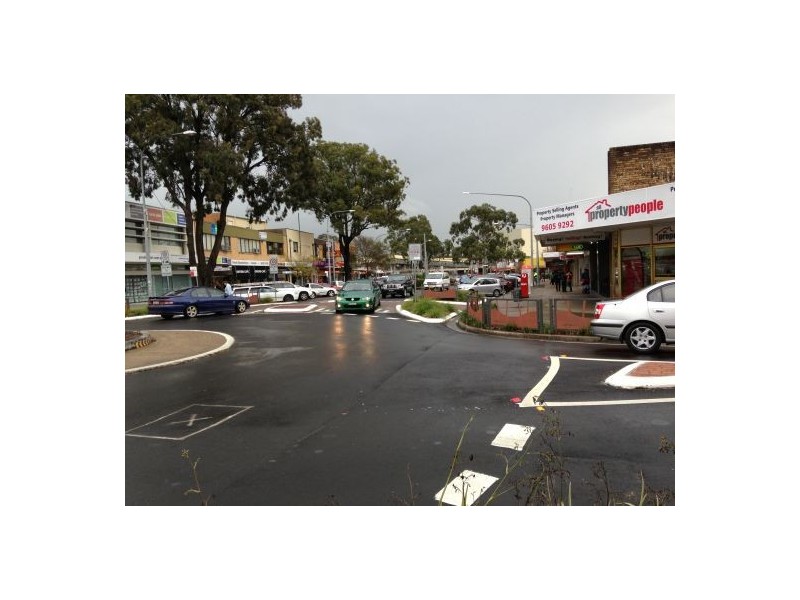 2 60 Oxford Road, Ingleburn NSW 2565
