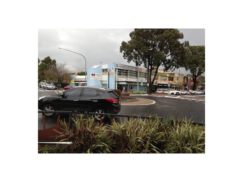 2 60 Oxford Road, Ingleburn NSW 2565