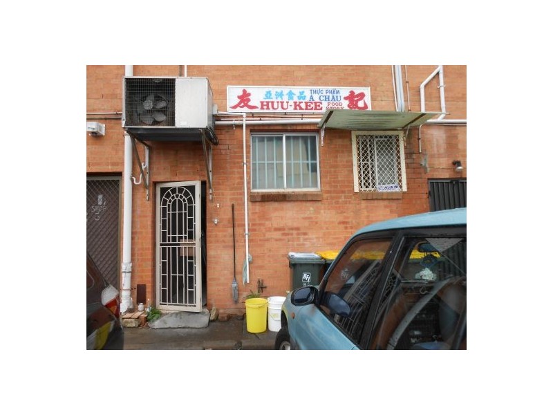 2 60 Oxford Road, Ingleburn NSW 2565