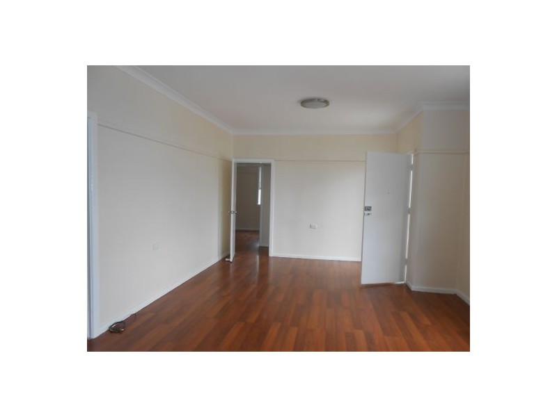 22 Hinkler Avenue, Warwick Farm NSW 2170