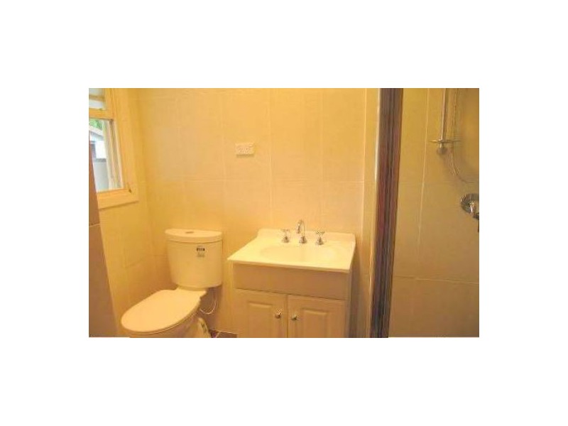 8 Bamfield Avenue, Yagoona NSW 2199