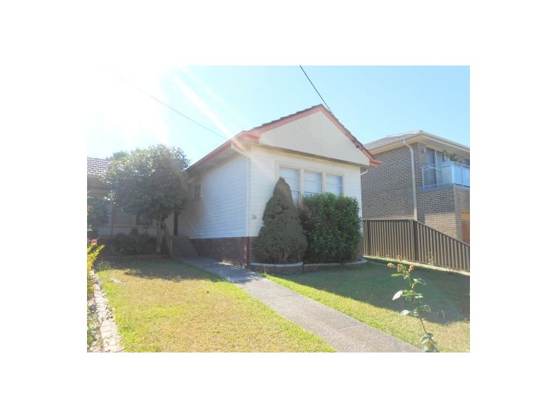 30 Yeo St, Yagoona NSW 2199