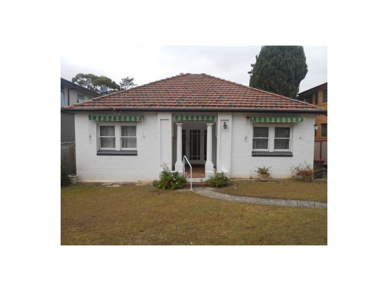 8 Ada Ave, Strathfield NSW 2135