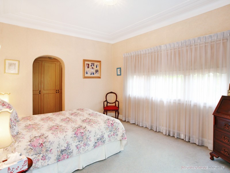 76 Burns Bay Road, Lane Cove NSW 2066