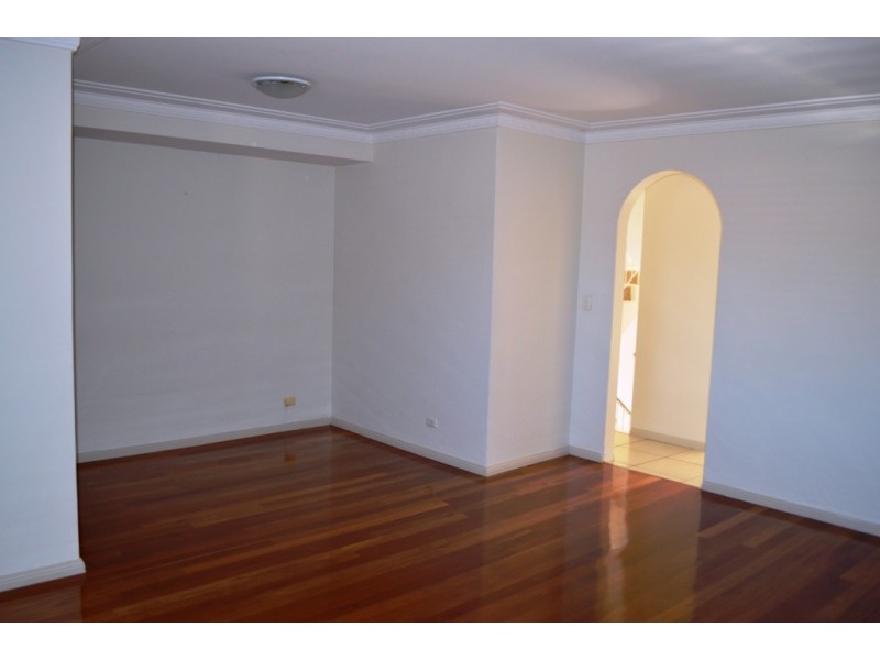 6/128 Burns Bay Road, Lane Cove NSW 2066