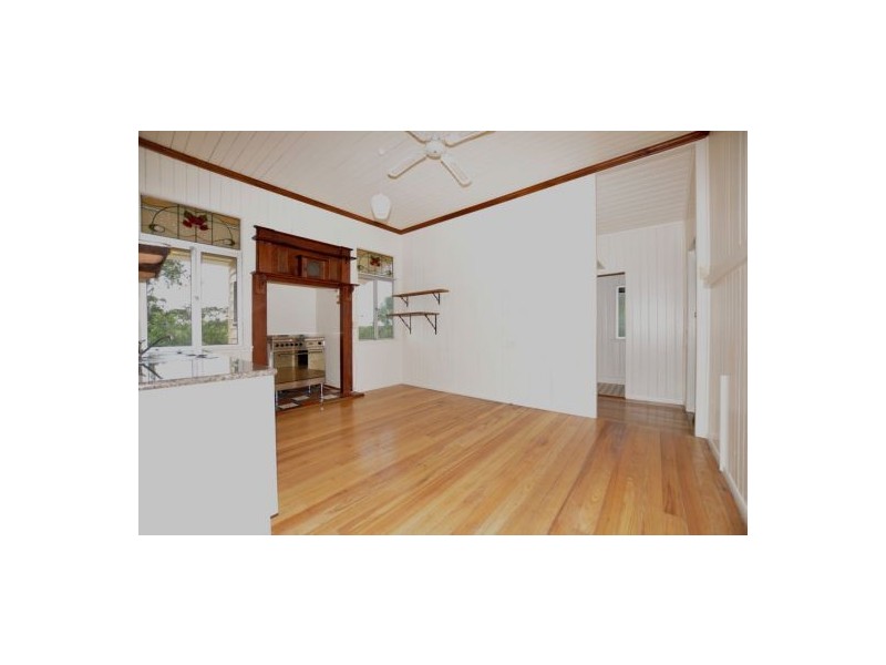 575 Cape Hillsborough Rd, Ball Bay QLD 4741