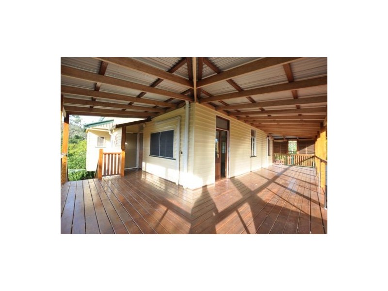 575 Cape Hillsborough Rd, Ball Bay QLD 4741