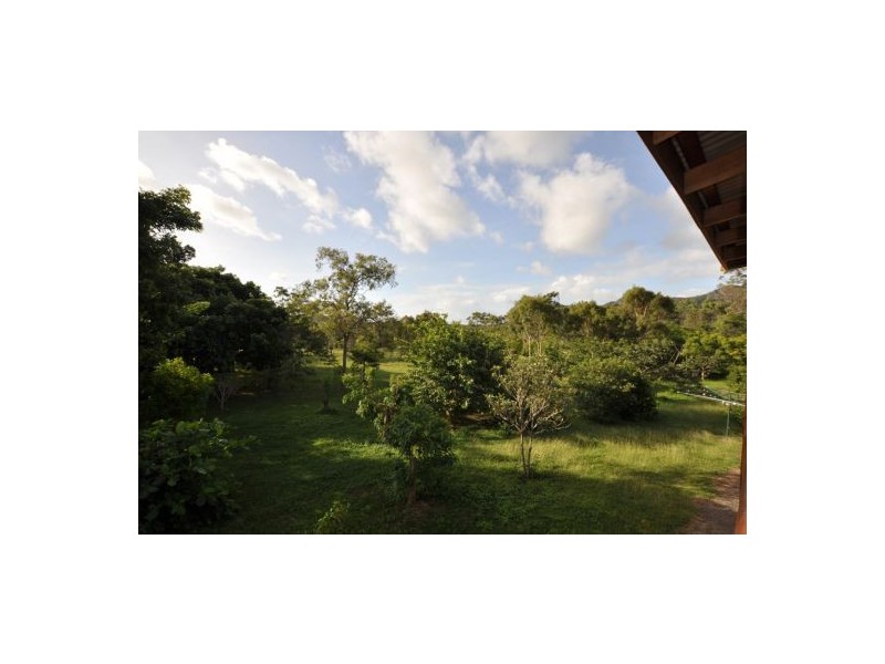 575 Cape Hillsborough Rd, Ball Bay QLD 4741
