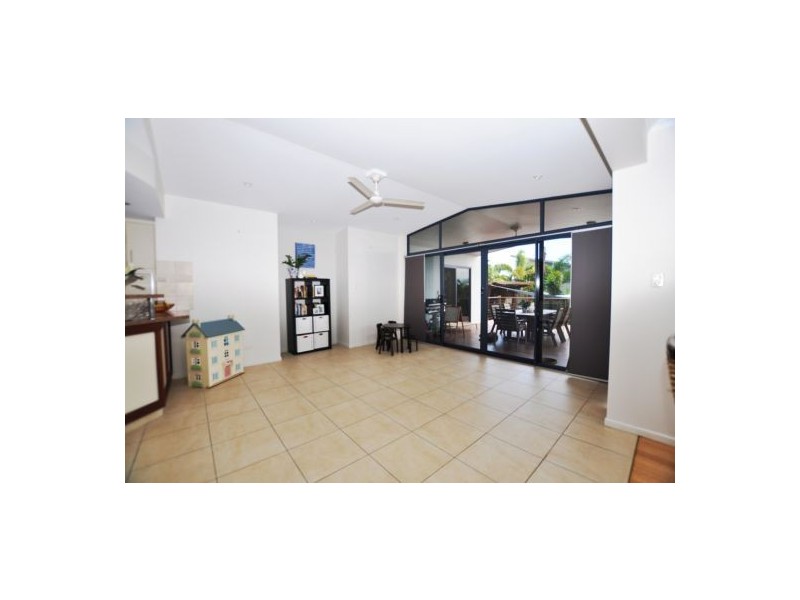 28 Sailaway Drive, Eimeo QLD 4740