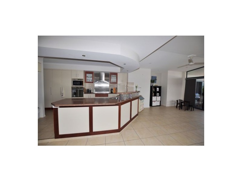 28 Sailaway Drive, Eimeo QLD 4740