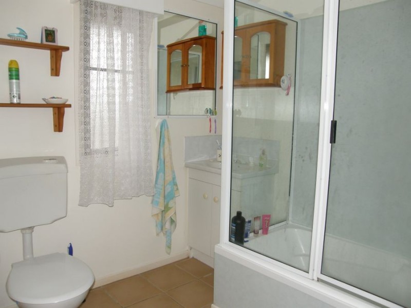 63 Mckenney, South Mackay QLD 4740