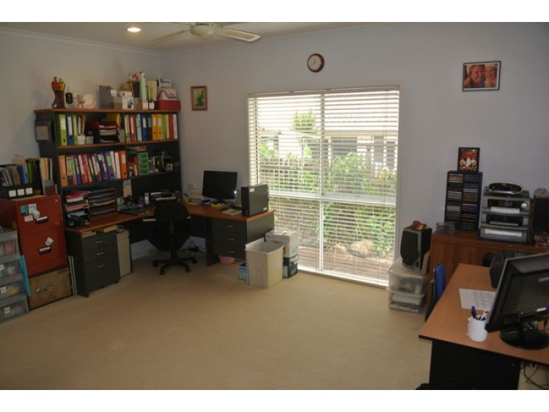 7 Marcella Street, Rural View QLD 4740