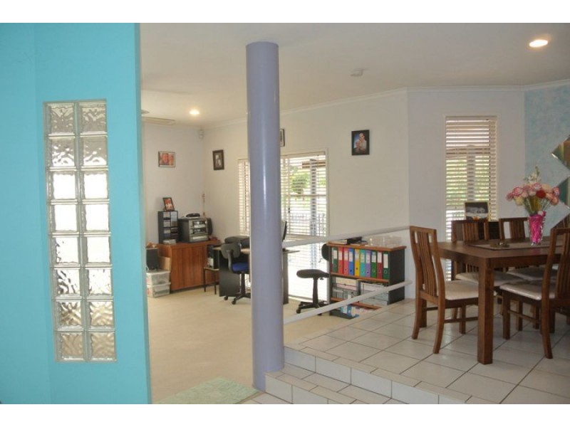 7 Marcella Street, Rural View QLD 4740