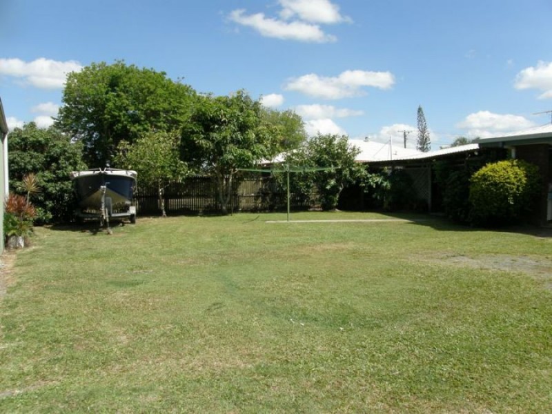 20 High Street, Walkerston QLD 4751