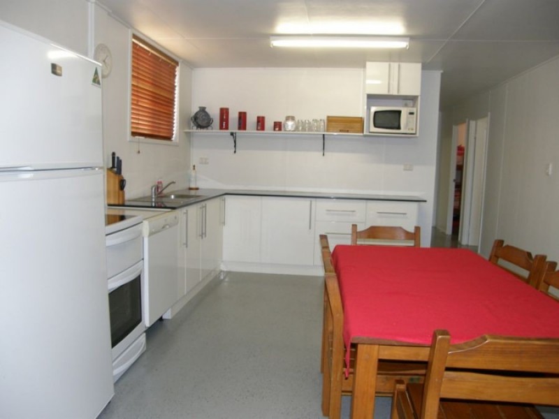 33 Nielsen Drive, Walkerston QLD 4751