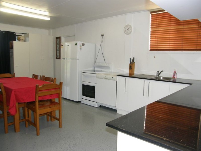 33 Nielsen Drive, Walkerston QLD 4751