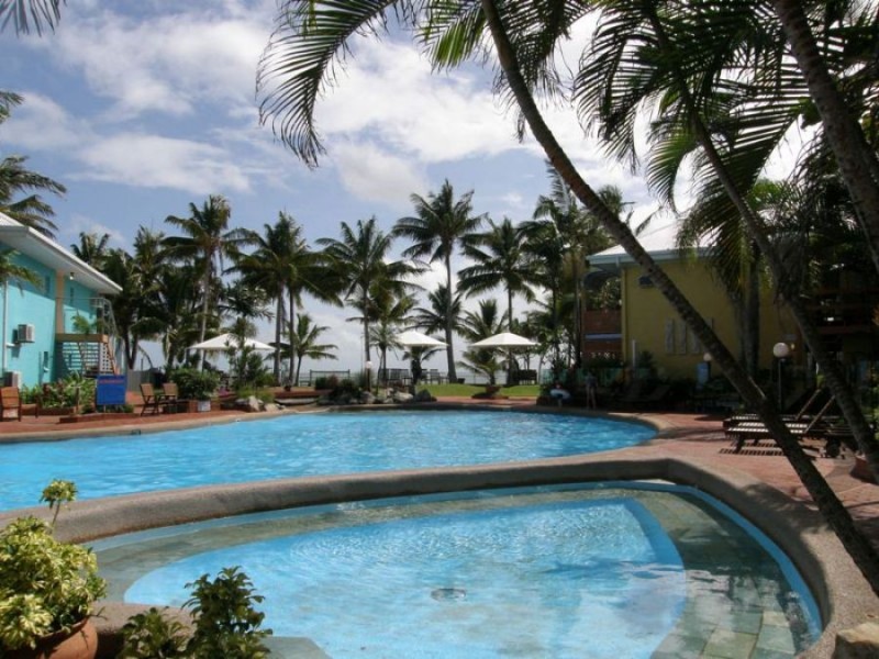 6 Beach Road, Dolphin Heads QLD 4740