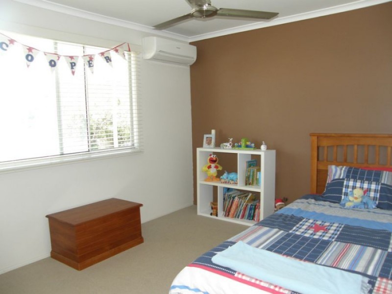 4 Flinders Crt, Bakers Creek QLD 4740