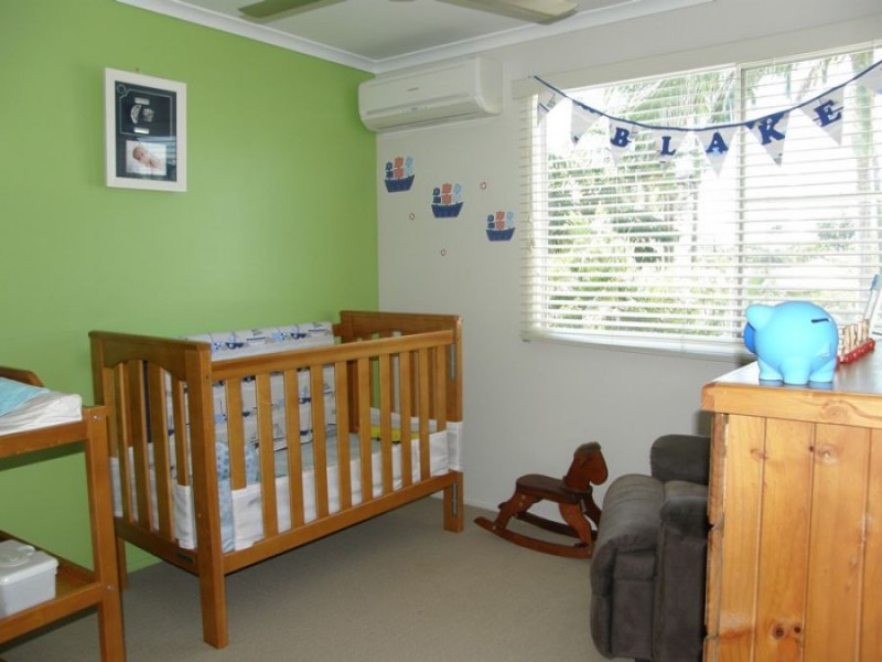 4 Flinders Crt, Bakers Creek QLD 4740