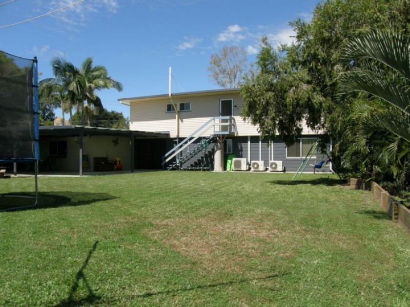4 Flinders Crt, Bakers Creek QLD 4740