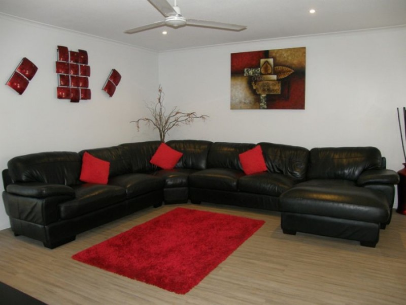 1 Lee Court, Bucasia QLD 4750