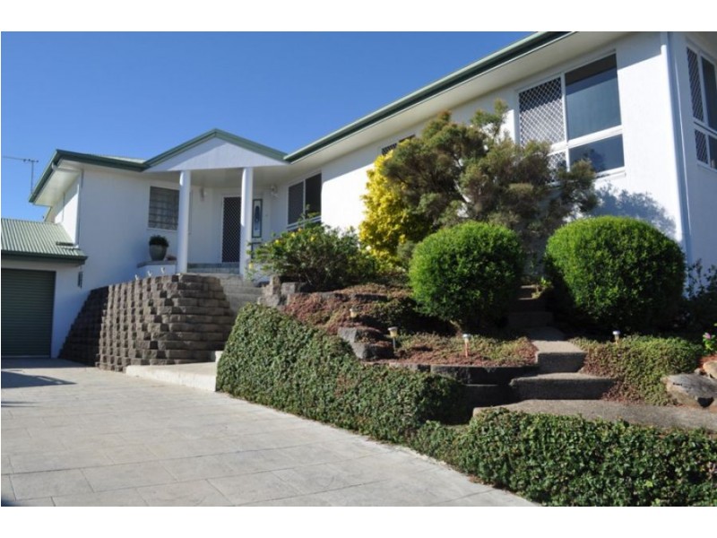 9 Rainbow Crescent, Blacks Beach QLD 4740