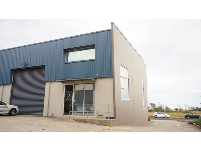 Unit 15 / 11 McIntosh Drive, Mayfield West NSW 2304