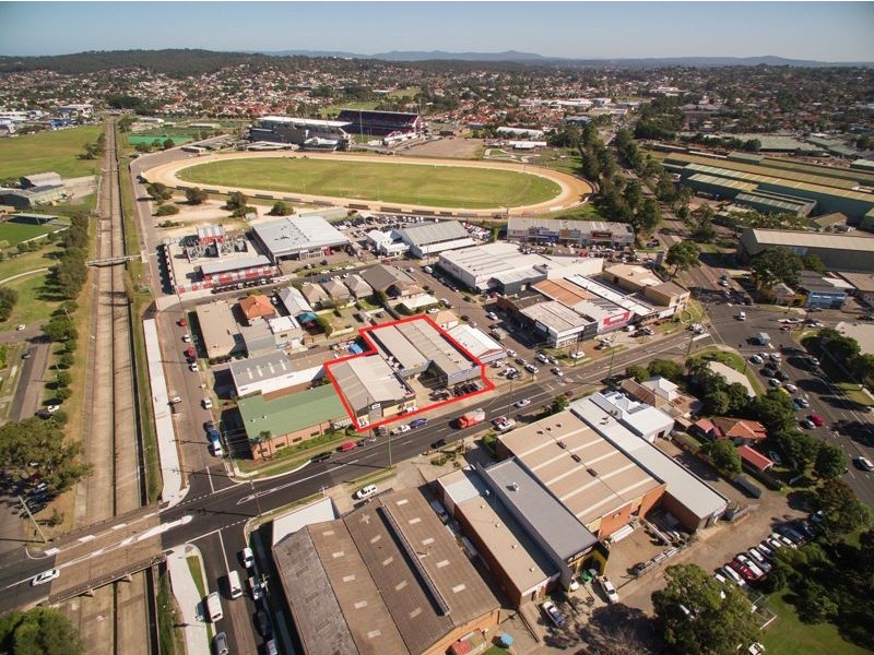 70 – 74 Broadmeadow Rd, Broadmeadow NSW 2292