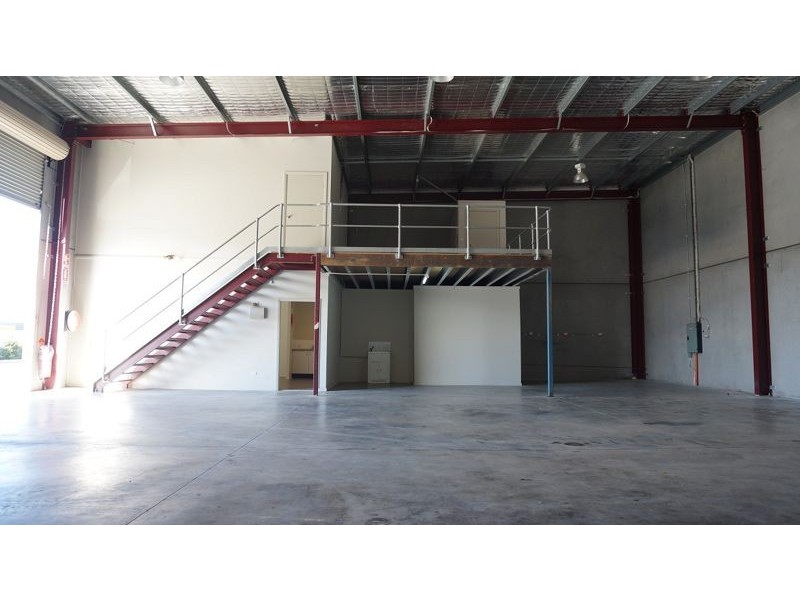 Unit 2 / 40 Bradmill Ave, Rutherford NSW 2320