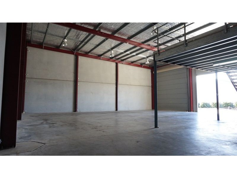 Unit 2 / 40 Bradmill Ave, Rutherford NSW 2320