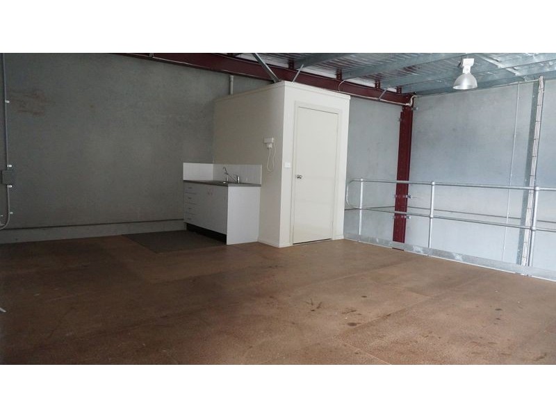 Unit 2 / 40 Bradmill Ave, Rutherford NSW 2320