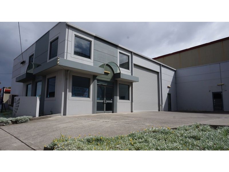 30 Broadmeadow Road, Broadmeadow NSW 2292