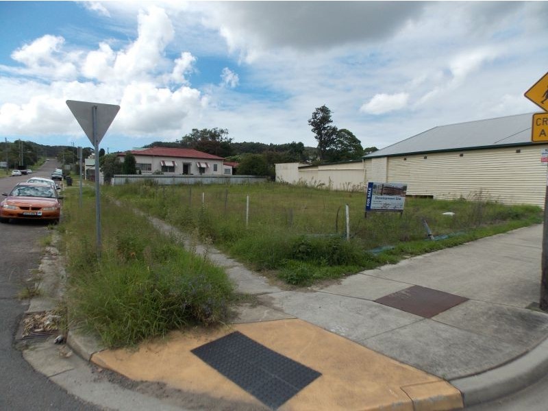 8 Main Road, Boolaroo NSW 2284