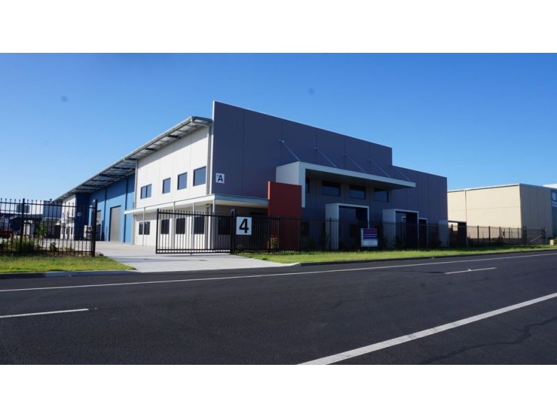 4 Metal Pit Drive, Mayfield West NSW 2304