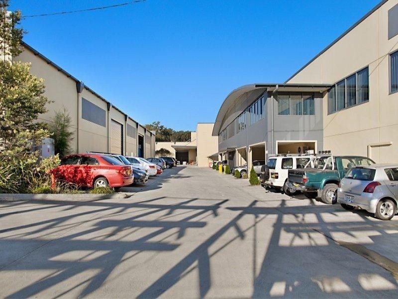 6 Billbrooke Close, Cameron Park NSW 2285