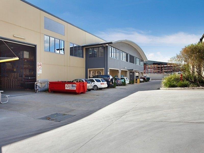 6 Billbrooke Close, Cameron Park NSW 2285